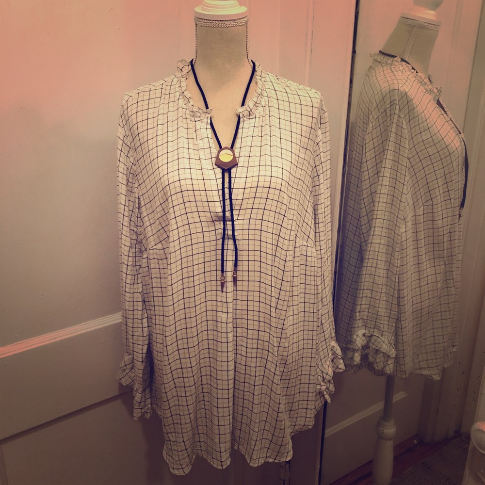 LOFT Size 18 White/Black Checkered Utility Blouse